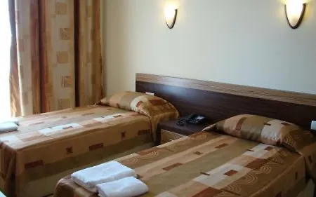 מלון דירות Primera & App אלאניה