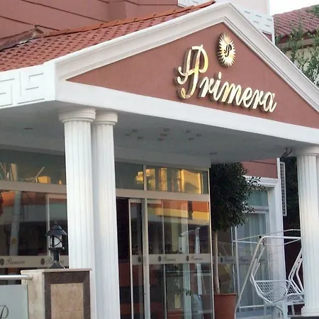 Primera & App מלון דירות