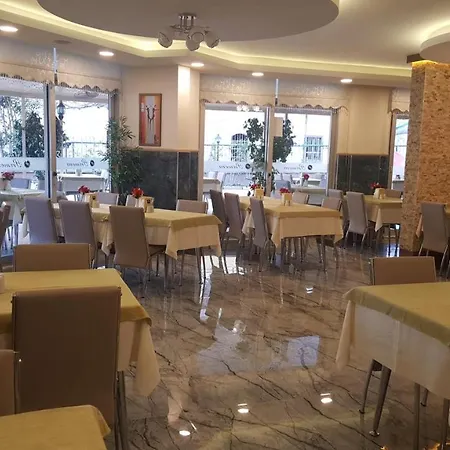 מלון דירות Primera & App