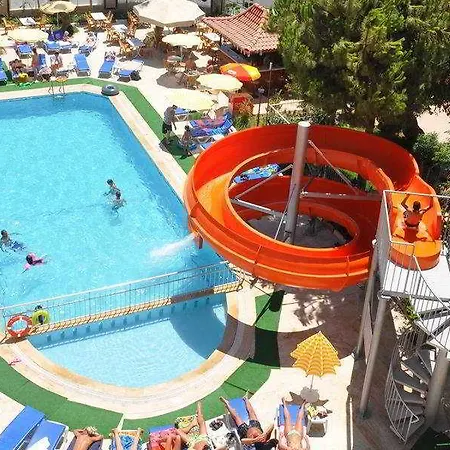 Apartmanhotel Primera & App