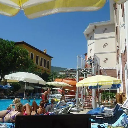 Primera & App Apartmanhotel