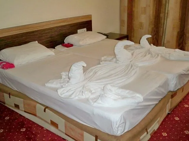 Aparthotel Primera & App Alanya