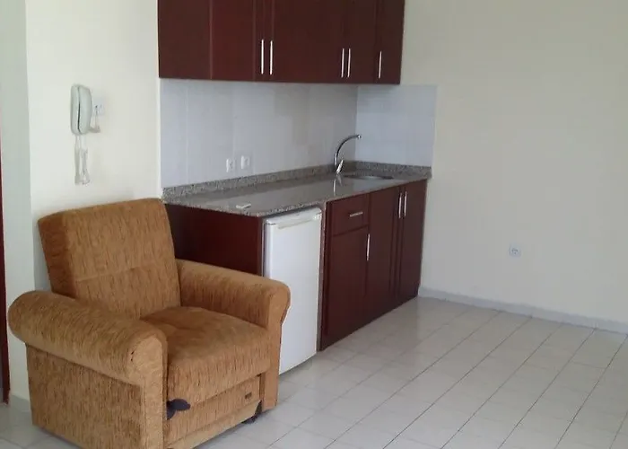 Primera & App Apart Otel 3*