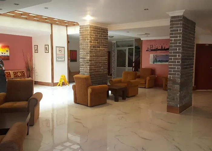 Primera & App Aparthotel 3*