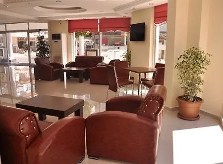 Apartmanhotel Primera & App 3*